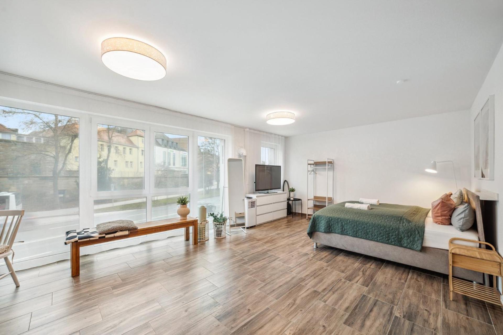 Sali Homes Elegant And Stylish Retreat In Heart Of Bayreuth, Close To River Exterior photo